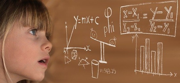 Quels outils pour construire la pensée mathématique?